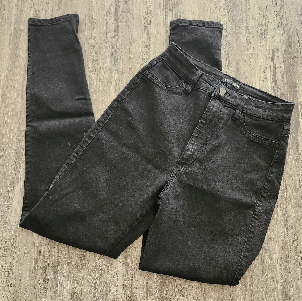 NWOT Fashion Nova Jeans